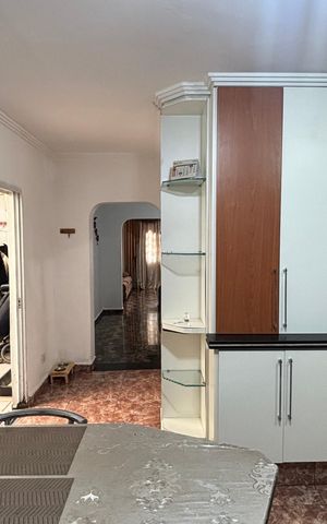 Casa à venda com 220m², 3 quartos e 2 vagas Casa à venda com 220m², 3 quartos e 2 vagasCozinha