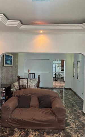 Casa à venda com 220m², 3 quartos e 2 vagas Casa à venda com 220m², 3 quartos e 2 vagasSala - Sala de Jantar