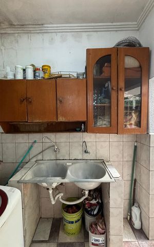 Casa à venda com 220m², 3 quartos e 2 vagas Casa à venda com 220m², 3 quartos e 2 vagasÁrea de Serviço