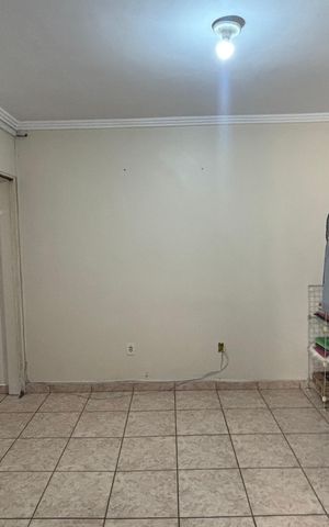Casa à venda com 220m², 3 quartos e 2 vagas Casa à venda com 220m², 3 quartos e 2 vagasQuarto 1