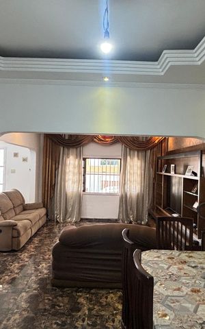 Casa à venda com 220m², 3 quartos e 2 vagas Casa à venda com 220m², 3 quartos e 2 vagasSala - Sala de Jantar