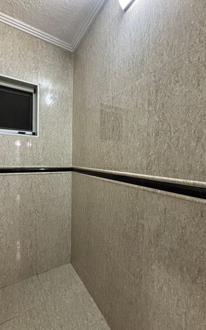 Casa à venda com 220m², 3 quartos e 2 vagas Casa à venda com 220m², 3 quartos e 2 vagasLavabo