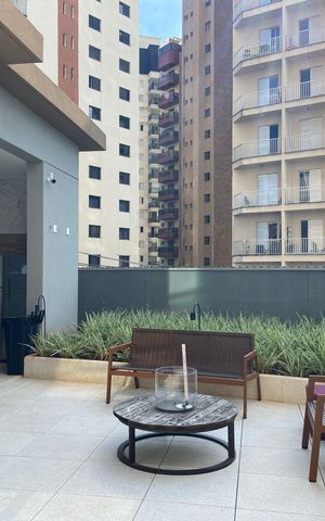 Apartamento para alugar com 125m², 3 quartos e 2 vagas Apartamento para alugar com 125m², 3 quartos e 2 vagasÁrea comum - Piscina