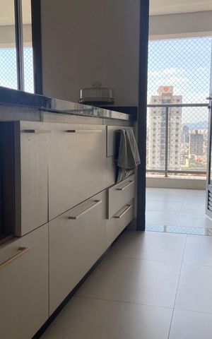 Apartamento para alugar com 125m², 3 quartos e 2 vagas Apartamento para alugar com 125m², 3 quartos e 2 vagasCozinha