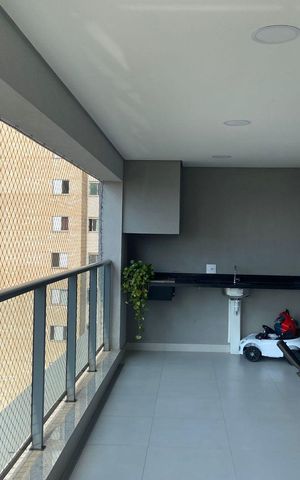 Apartamento para alugar com 125m², 3 quartos e 2 vagas Apartamento para alugar com 125m², 3 quartos e 2 vagasVaranda