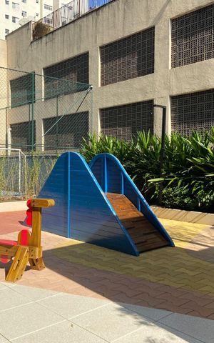 Apartamento para alugar com 125m², 3 quartos e 2 vagas Apartamento para alugar com 125m², 3 quartos e 2 vagasÁrea comum - Playground