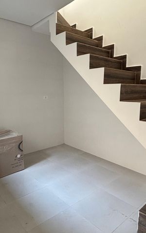 Apartamento à venda com 90m², 2 quartos e 1 vaga Apartamento à venda com 90m², 2 quartos e 1 vagaCozinha