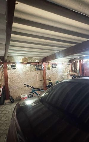 Casa à venda com 178m², 3 quartos e 2 vagasGaragem