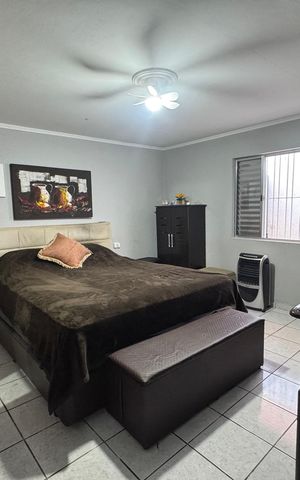Casa à venda com 178m², 3 quartos e 2 vagasQuarto 2