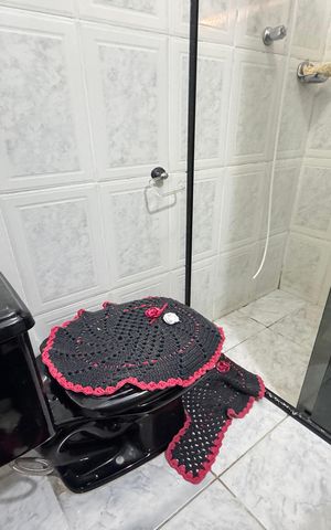 Casa à venda com 178m², 3 quartos e 2 vagasBanheiro da Suíte