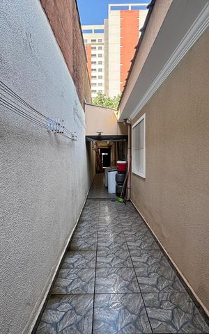 Casa à venda com 178m², 3 quartos e 2 vagasQuintal