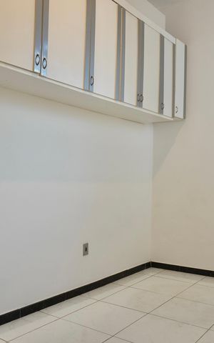 Casa à venda com 132m², 3 quartos e 2 vagas Casa à venda com 132m², 3 quartos e 2 vagasQuarto 2