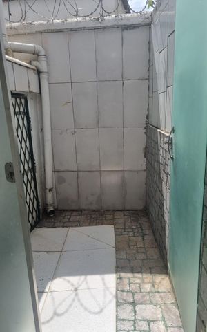 Casa à venda com 132m², 3 quartos e 2 vagas Casa à venda com 132m², 3 quartos e 2 vagasÁrea externa