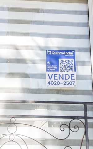Casa de condomínio à venda com 462m², 5 quartos e 4 vagas Casa de condomínio à venda com 462m², 5 quartos e 4 vagasVista da Rua