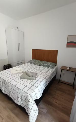Apartamento à venda com 24m², 1 quarto e sem vaga Apartamento à venda com 24m², 1 quarto e sem vagaSala / Quarto