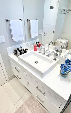 Apartamento à venda com 195m², 3 quartos e 3 vagas Apartamento à venda com 195m², 3 quartos e 3 vagasBanheiro da Suíte 3