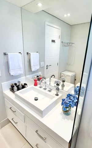 Apartamento à venda com 195m², 3 quartos e 3 vagas Apartamento à venda com 195m², 3 quartos e 3 vagasBanheiro da Suíte 3