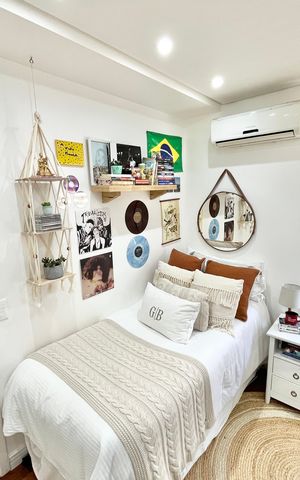 Apartamento à venda com 195m², 3 quartos e 3 vagas Apartamento à venda com 195m², 3 quartos e 3 vagasQuarto 1 - Suíte