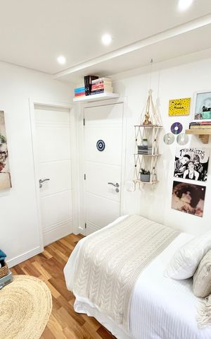 Apartamento à venda com 195m², 3 quartos e 3 vagas Apartamento à venda com 195m², 3 quartos e 3 vagasQuarto 1 - Suíte