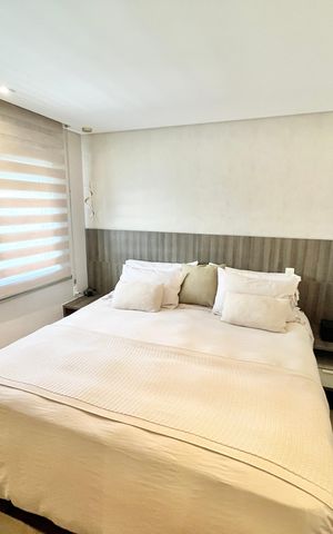 Apartamento à venda com 195m², 3 quartos e 3 vagas Apartamento à venda com 195m², 3 quartos e 3 vagasQuarto Suíte 3