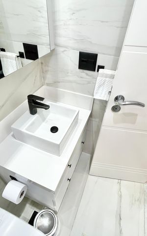 Apartamento à venda com 195m², 3 quartos e 3 vagas Apartamento à venda com 195m², 3 quartos e 3 vagasBanheiro da Suíte 2