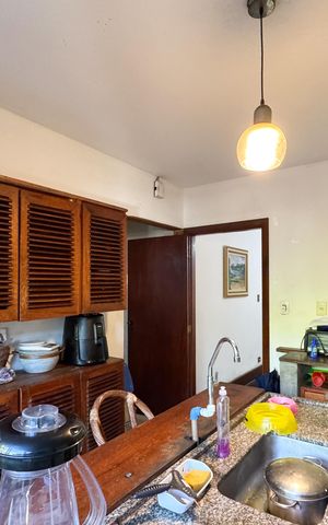Casa à venda com 497m², 4 quartos e 2 vagasCozinha 1