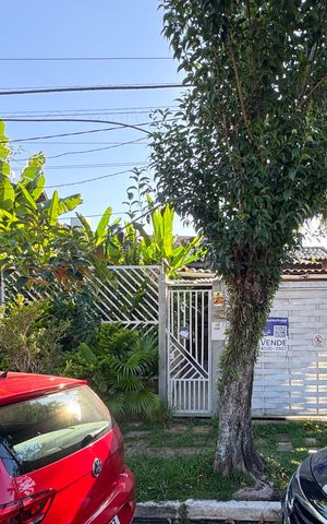 Casa à venda com 497m², 4 quartos e 2 vagasFachada