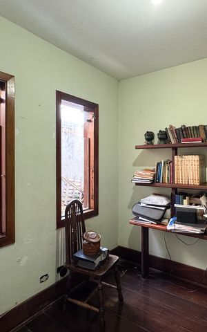 Casa à venda com 497m², 4 quartos e 2 vagasEscritório