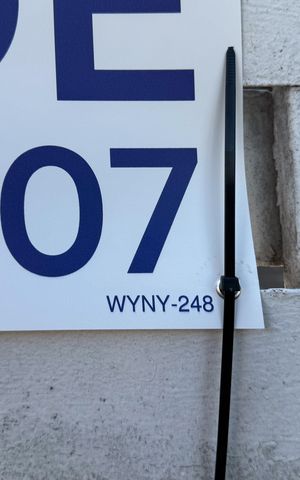 Casa à venda com 497m², 4 quartos e 2 vagasWYNY-248