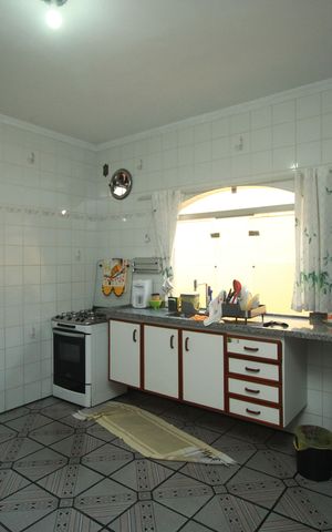 Casa à venda com 250m², 3 quartos e 6 vagasCozinha