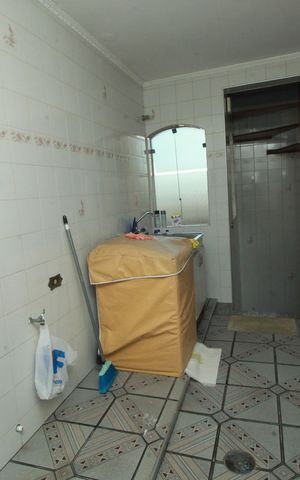 Casa à venda com 250m², 3 quartos e 6 vagasÁrea de Serviço