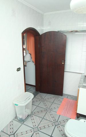 Casa à venda com 250m², 3 quartos e 6 vagasBanheiro da Suíte