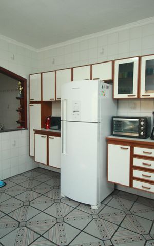 Casa à venda com 250m², 3 quartos e 6 vagasCozinha