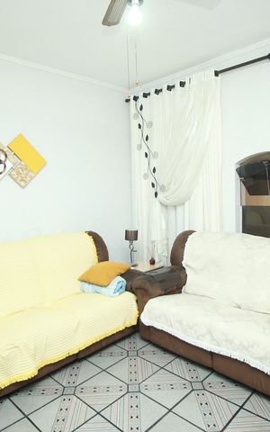 Casa à venda com 250m², 3 quartos e 6 vagasSala