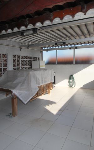 Casa à venda com 250m², 3 quartos e 6 vagasEspaço Gourmet