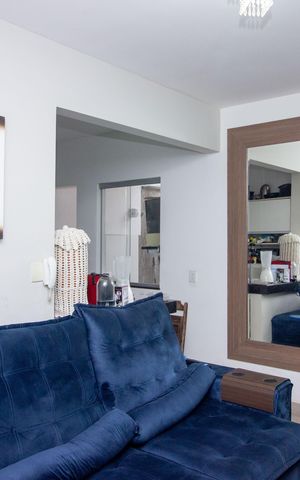 Casa à venda com 103m², 3 quartos e 3 vagas Casa à venda com 103m², 3 quartos e 3 vagasSala