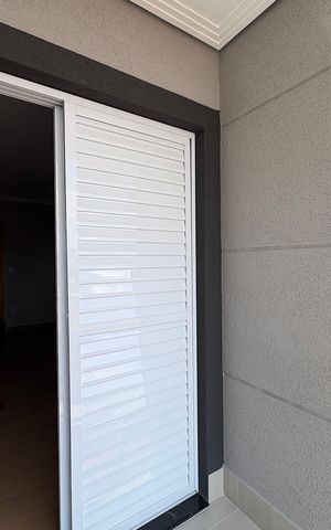 Casa à venda com 150m², 3 quartos e 2 vagas Casa à venda com 150m², 3 quartos e 2 vagasVaranda da Suíte 3