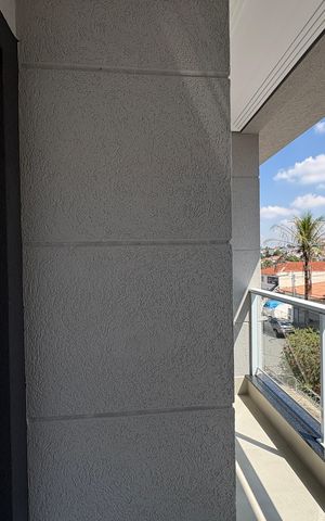 Casa à venda com 150m², 3 quartos e 2 vagas Casa à venda com 150m², 3 quartos e 2 vagasVaranda da Suíte 3