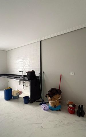 Casa à venda com 150m², 3 quartos e 2 vagas Casa à venda com 150m², 3 quartos e 2 vagasCozinha