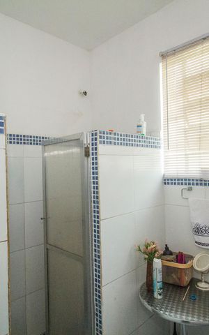 Casa à venda com 140m², 2 quartos e 3 vagas Casa à venda com 140m², 2 quartos e 3 vagasBanheiro