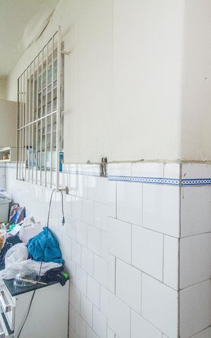 Casa à venda com 140m², 2 quartos e 3 vagas Casa à venda com 140m², 2 quartos e 3 vagasCozinha e Área de Serviço