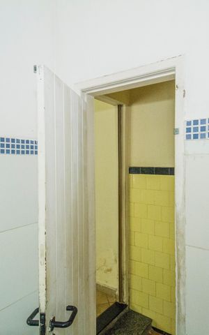 Casa à venda com 140m², 2 quartos e 3 vagas Casa à venda com 140m², 2 quartos e 3 vagasBanheiro