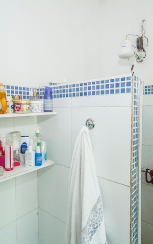 Casa à venda com 140m², 2 quartos e 3 vagas Casa à venda com 140m², 2 quartos e 3 vagasBanheiro
