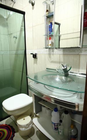 Casa à venda com 125m², 3 quartos e 2 vagasBanheiro Social 