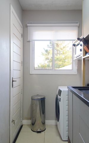 Casa à venda com 40m², 2 quartos e 2 vagasCozinha