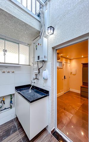 Casa de condomínio à venda com 83m², 2 quartos e 2 vagasÁrea de Serviço