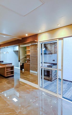 Casa de condomínio à venda com 83m², 2 quartos e 2 vagasSala