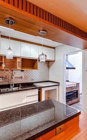 Casa de condomínio à venda com 83m², 2 quartos e 2 vagasCozinha