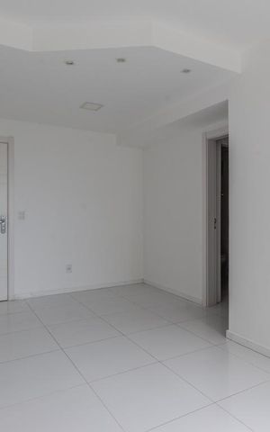 Apartamento à venda com 55m², 2 quartos e 1 vaga Apartamento à venda com 55m², 2 quartos e 1 vagaSala
