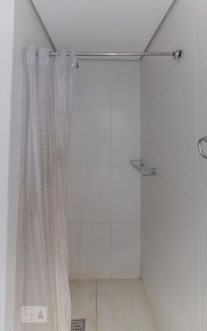 Apartamento à venda com 55m², 2 quartos e 1 vaga Apartamento à venda com 55m², 2 quartos e 1 vagaBanheiro